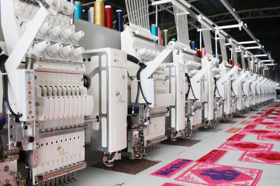15 Kepala Sequins Mesin Sulaman Chenille Campuran Komputerisasi 13 Bahasa